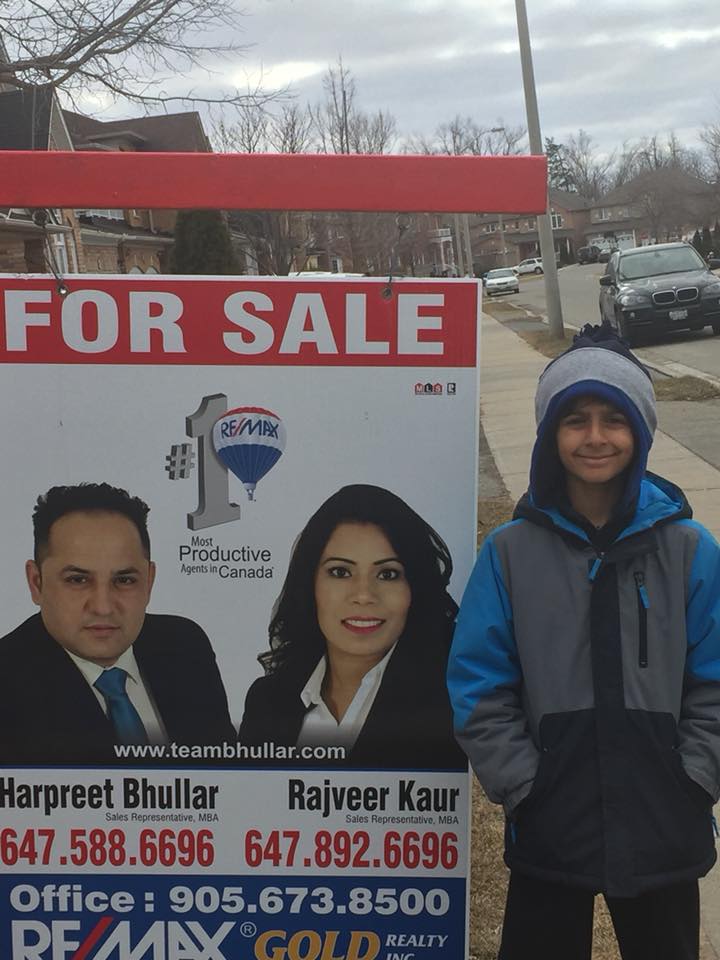 TEAM BHULLAR- RE/MAX | 12 Dufay Rd, Brampton, ON L7A 4A1, Canada | Phone: (647) 892-6696