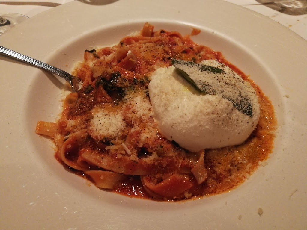 La Campagnola | 1708 Av Dollard, LaSalle, QC H8N 1T8, Canada | Phone: (514) 363-4066