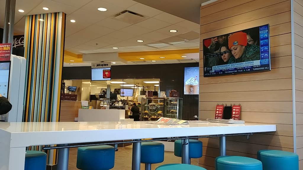 McDonalds | 35 Sage Hill Plaza NW, Calgary, AB T3R 0H5, Canada | Phone: (587) 755-0136