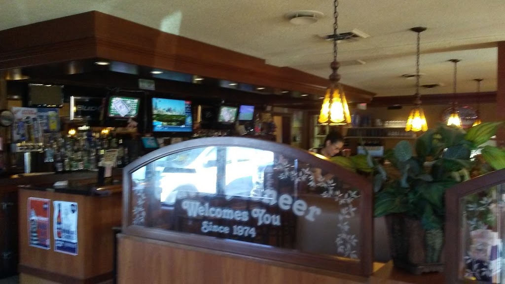 Pioneer Bar & Restaurant | 5600 Lapeer Rd, Smiths Creek, MI 48074, USA | Phone: (810) 984-1635