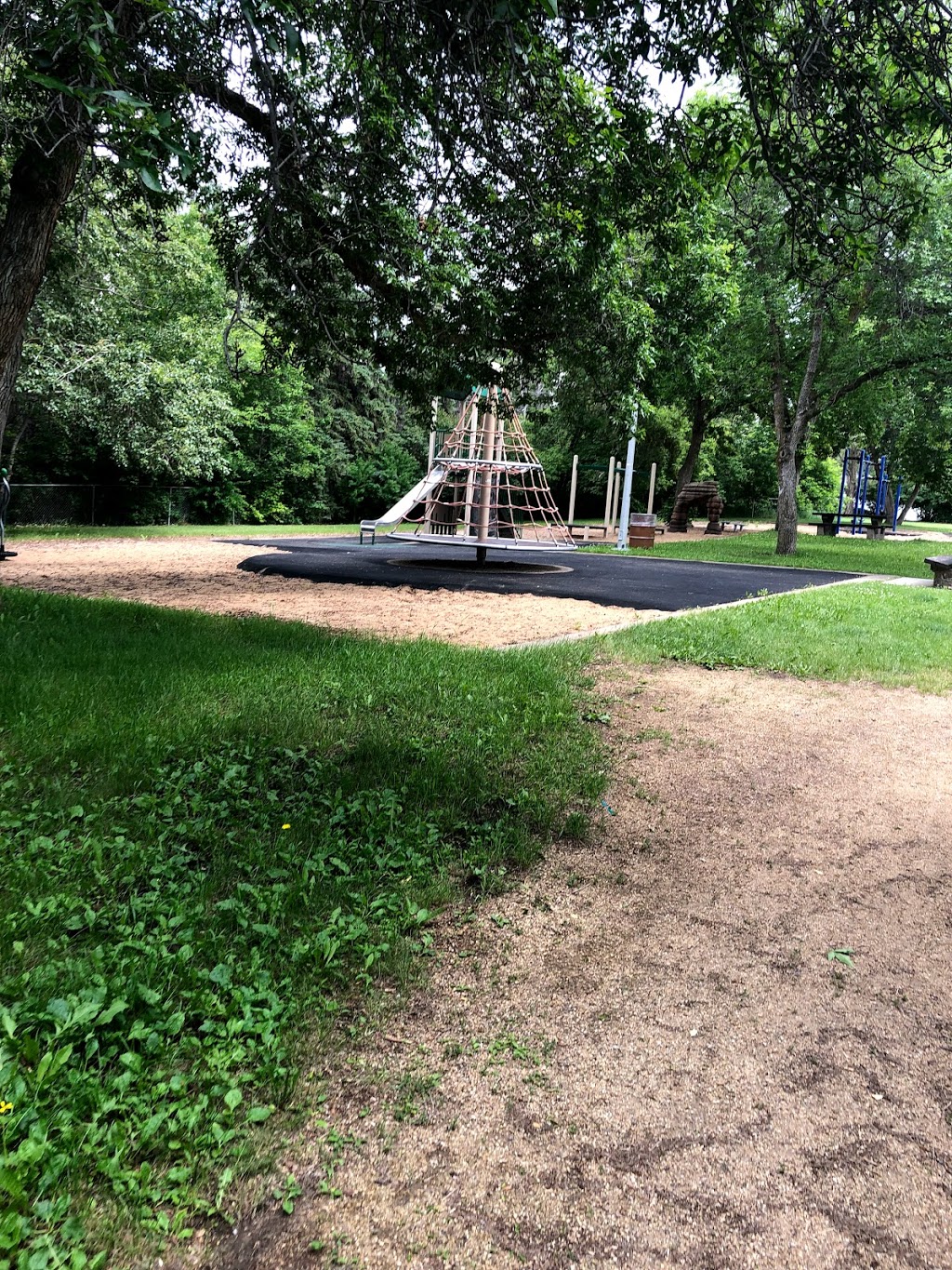Fulton Ravine Park | 10138 63 St NW, Edmonton, AB T6A 2M4, Canada