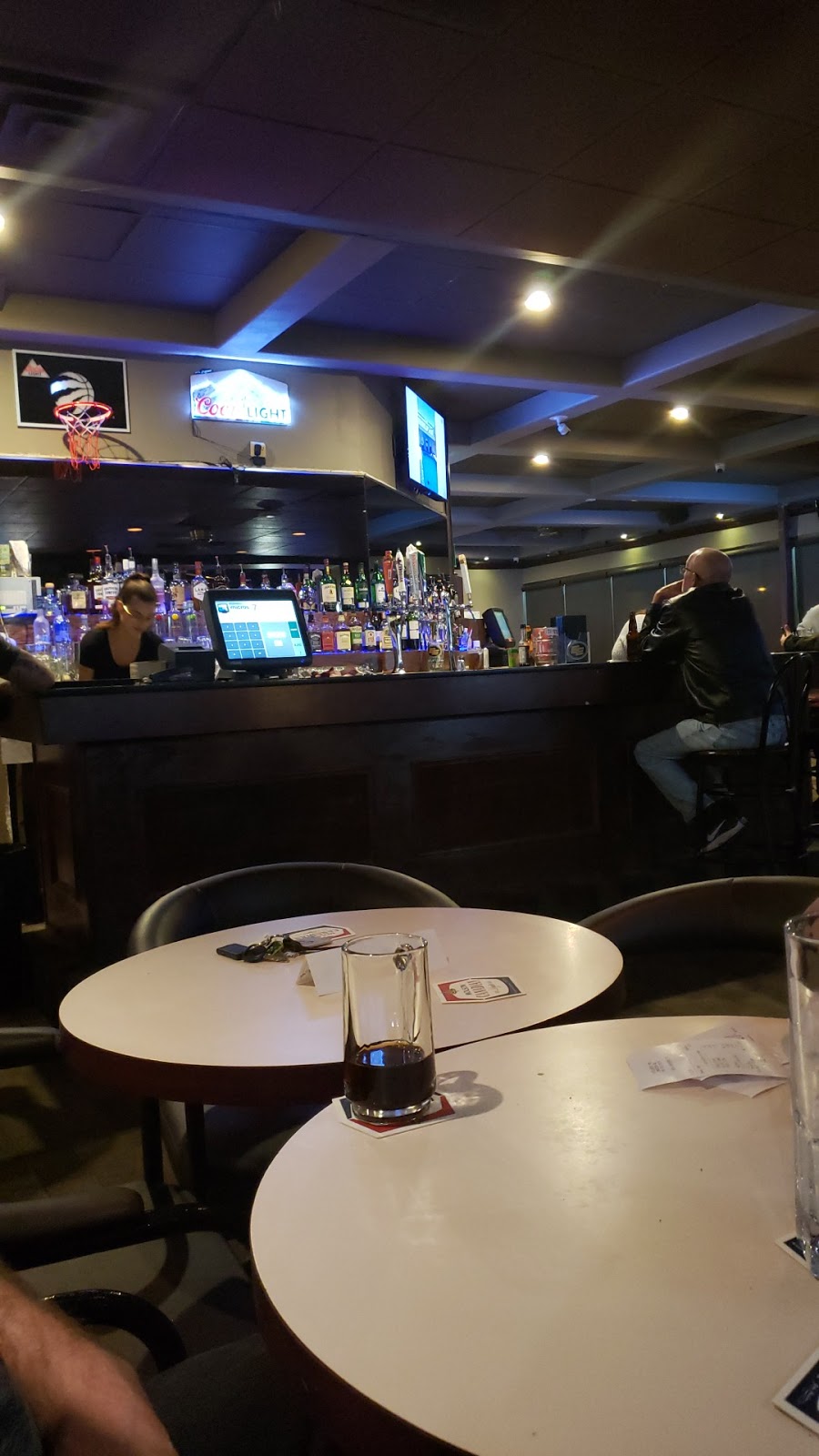 Casselwood Pub 14620 50 st. | 14620 50 St NW, Edmonton, AB T5A 4W9, Canada | Phone: (780) 473-1010