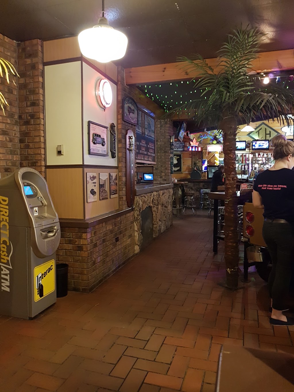 Johnny Quests | 62 London Rd, Thamesville, ON N0P 2K0, Canada | Phone: (519) 692-5033