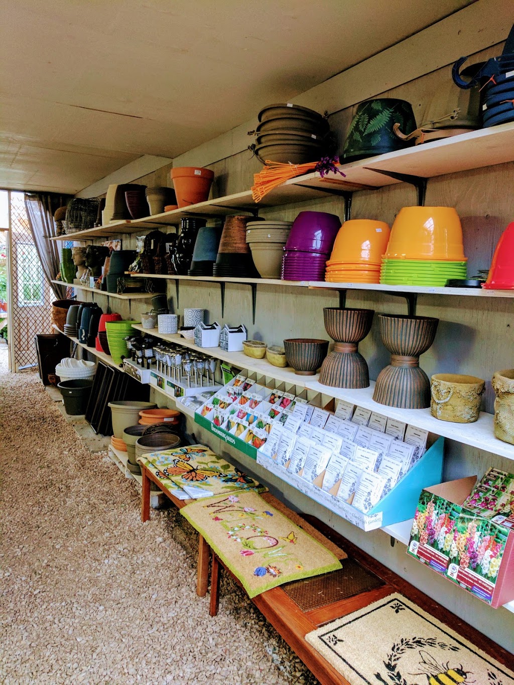 Sabados Greenhouse | 20003 Road 108N, Lundar, MB R0C 1Y0, Canada | Phone: (204) 762-5879