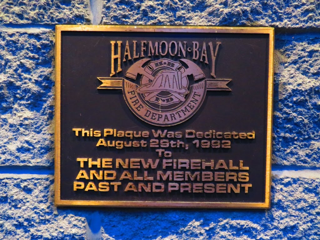 Halfmoon Bay Fire Hall | 8972 Redrooffs Rd, Halfmoon Bay, BC V0N 1Y2, Canada | Phone: (604) 885-6872