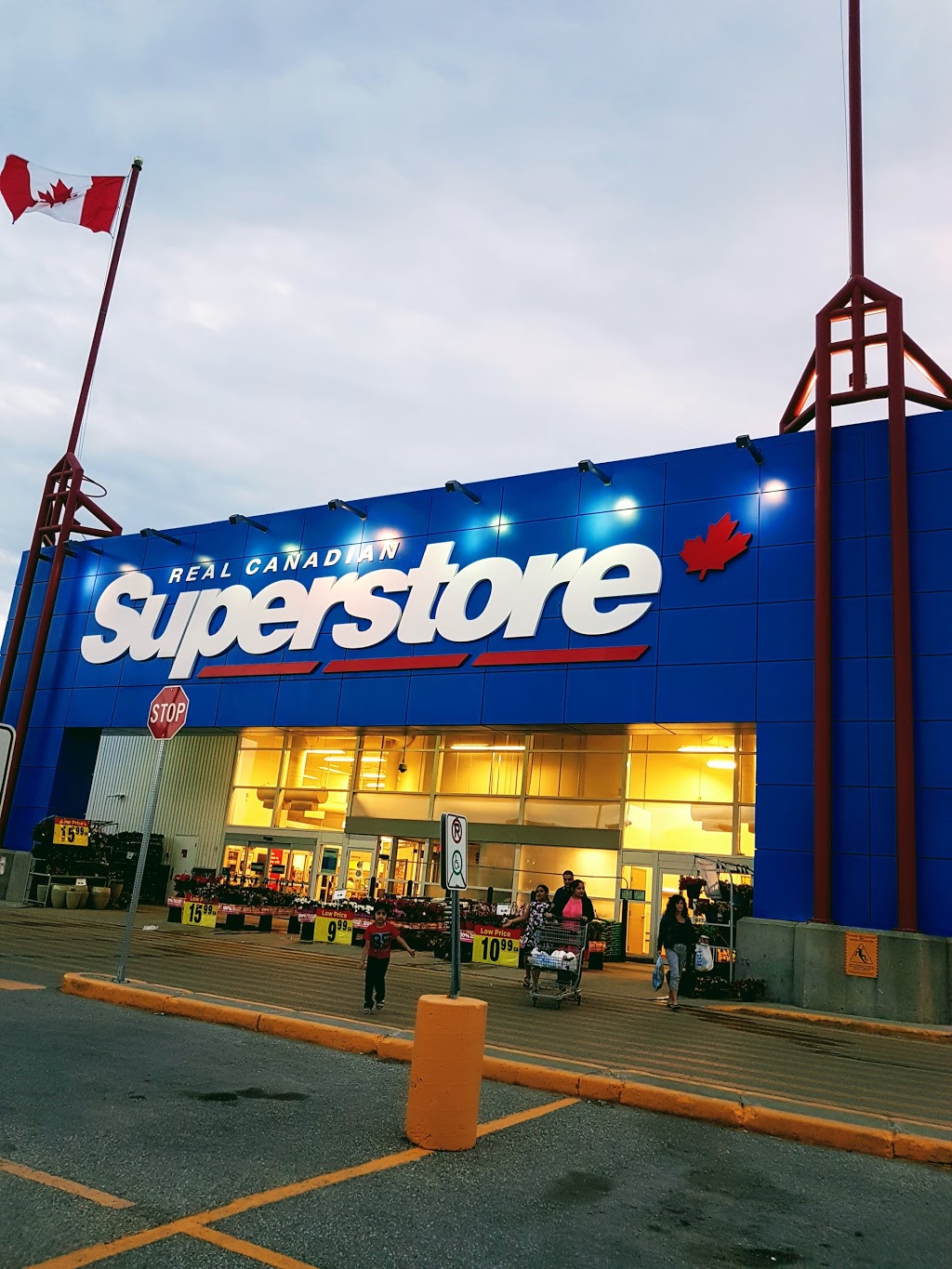 Real Canadian Superstore | 80 Bison Dr, Winnipeg, MB R3T 4Z7, Canada | Phone: (204) 275-4118