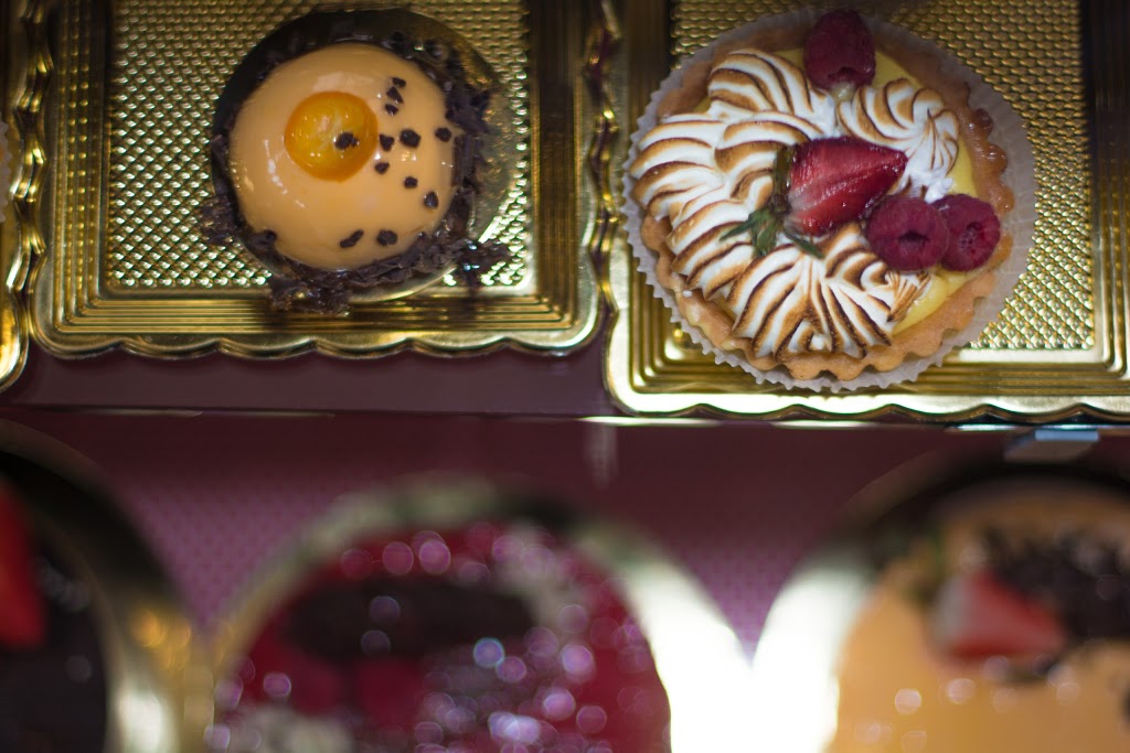 Patisserie Lorinbourg | 525 Chemin Ozias-Leduc, Otterburn Park, QC J3H 4A7, Canada | Phone: (450) 527-1555