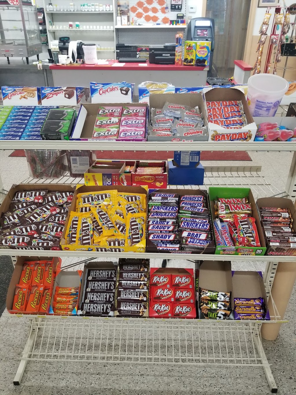 B And D Party Store | 7406 Brockway Rd, Melvin, MI 48454, USA | Phone: (810) 387-9861