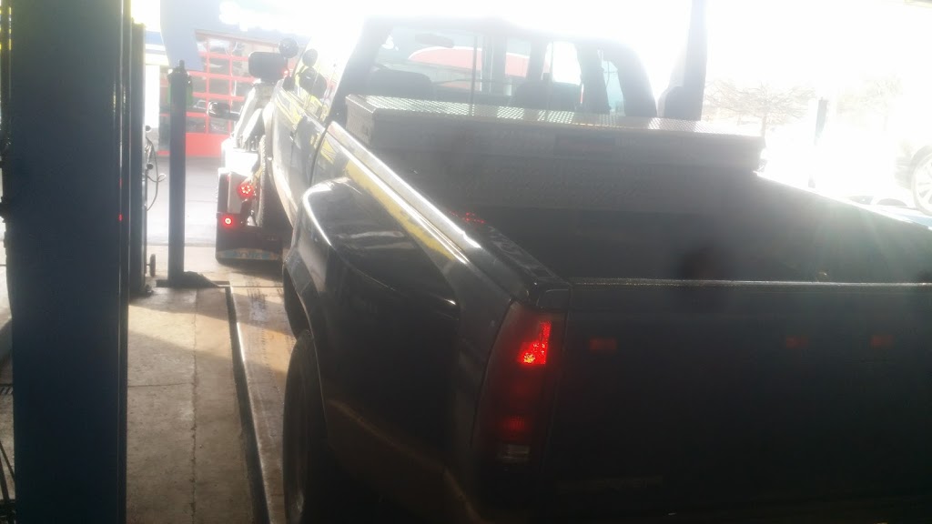 Budget Brake & Muffler Auto Centres | 2498 King George Blvd, Surrey, BC V4P 1H5, Canada | Phone: (604) 538-8600