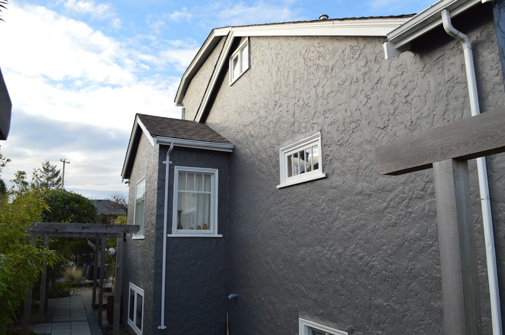 Islanders Choice Painting Co. | 24-1240 Newport Ave, Victoria, BC V8S 5E7, Canada | Phone: (250) 208-1787