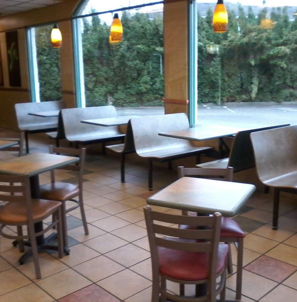 Subway | 45280 Luckakuck Way, Chilliwack, BC V2R 3C7, Canada | Phone: (604) 824-0272