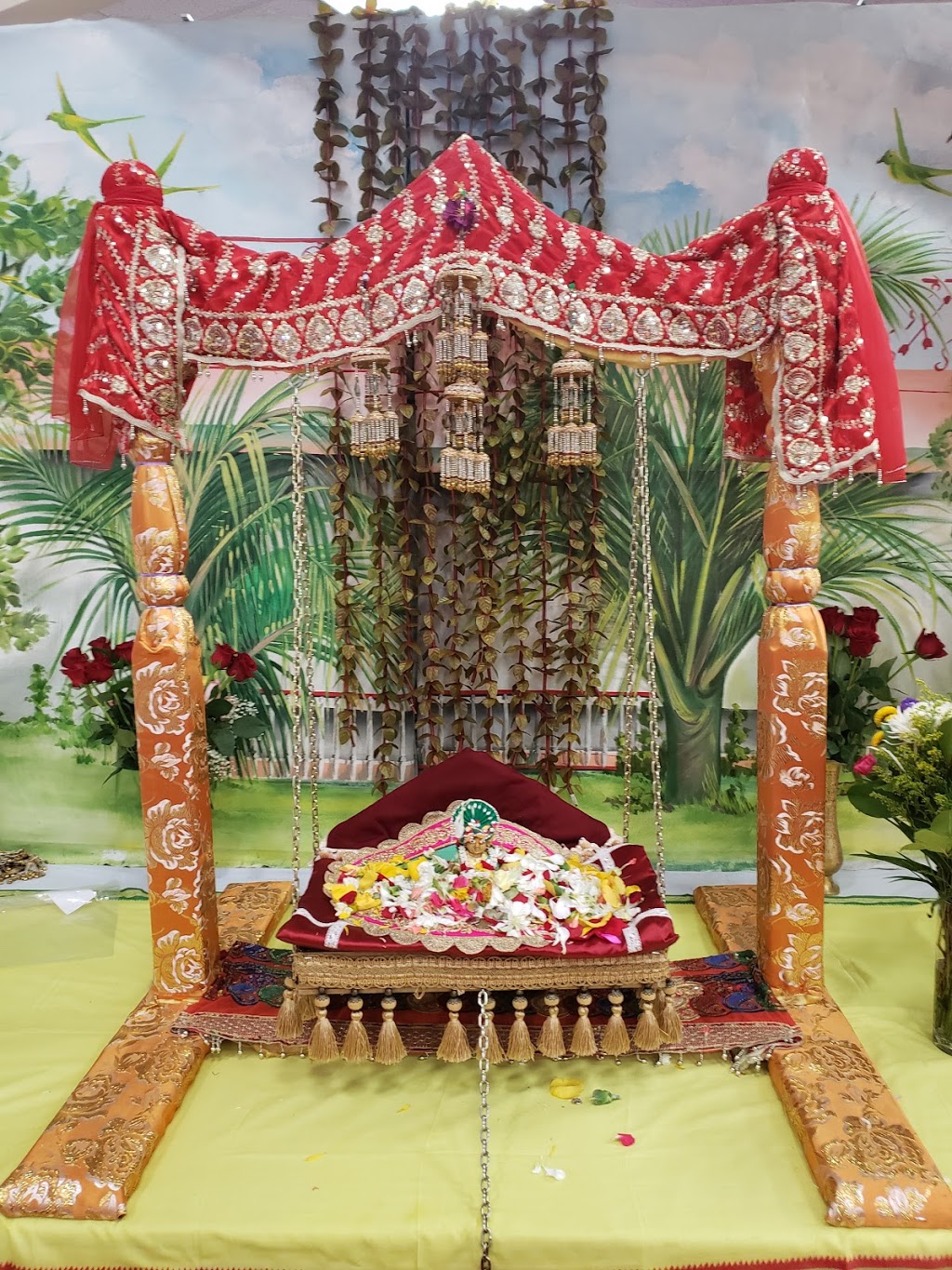 Shree Ramji Temple | 8155 Rue Durocher, Montréal, QC H3N 2A8, Canada | Phone: (514) 277-9298