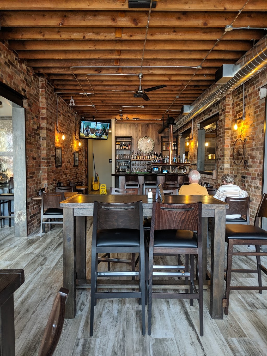 IRONWORKS kitchen | 529 Dundas St, Woodstock, ON N4S 1C3, Canada | Phone: (519) 290-0926