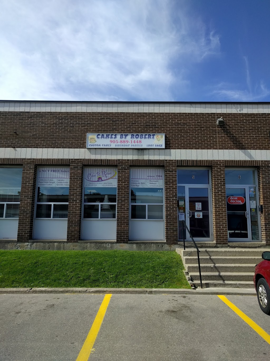 Cakes by Robert | 134 Doncaster Ave Unit 5, Thornhill, ON L3T 1L3, Canada | Phone: (905) 889-1448