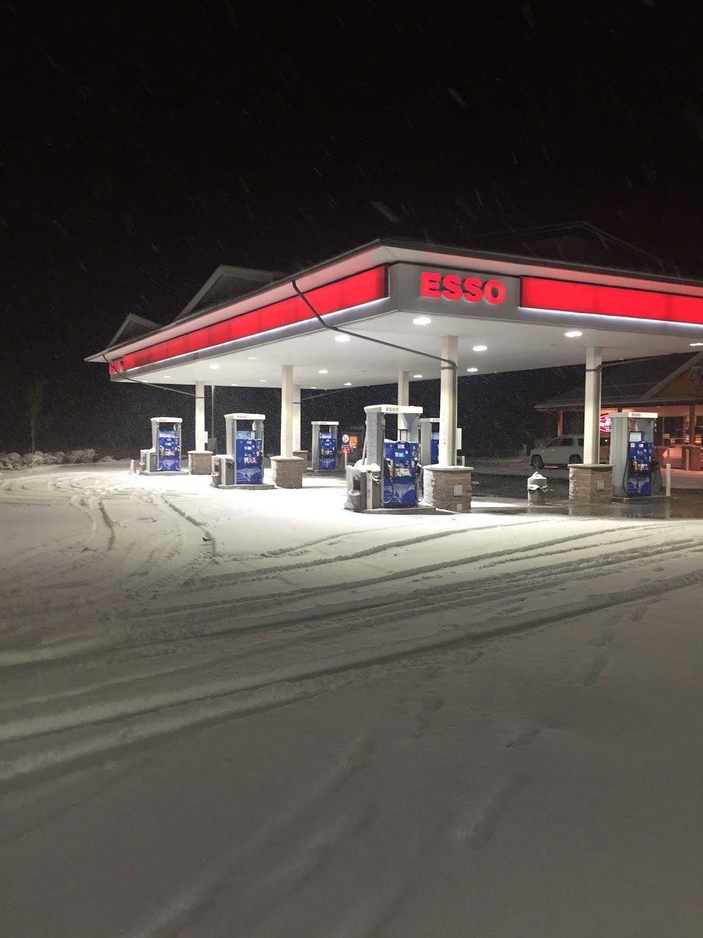 Esso | 3233 176 St, Surrey, BC V3S 0L5, Canada | Phone: (604) 531-2205