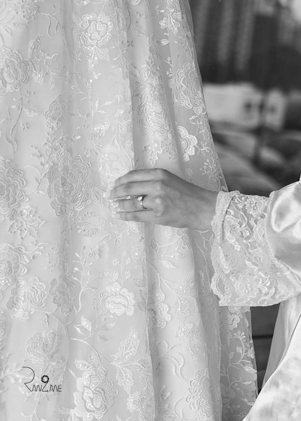 Raw To Awe photography studio | Rue Maisonneuve, Montréal, QC H9B 1K4, Canada | Phone: (514) 250-4434