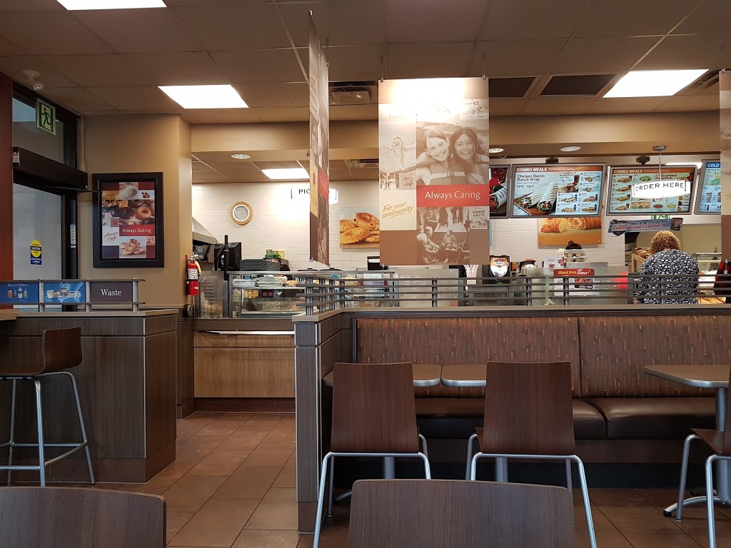 Tim Hortons | 910 Lakeshore Rd E, Mississauga, ON L5E 1E1, Canada | Phone: (905) 891-5683