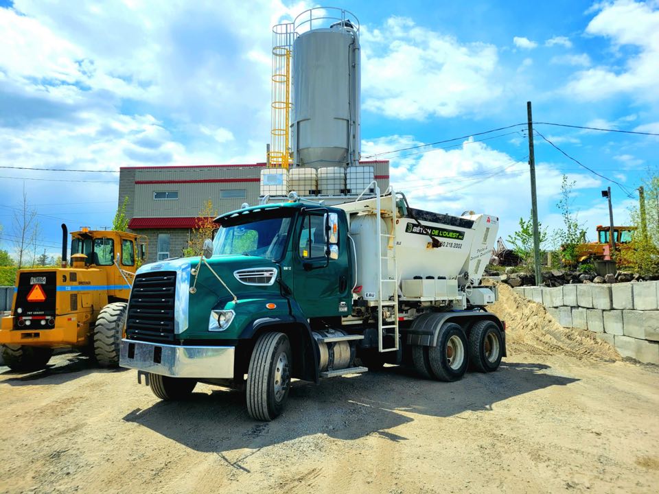 Béton de LOuest inc. | 877 Rte Harwood, Vaudreuil-Dorion, QC J7V 8P2, Canada | Phone: (450) 218-2002