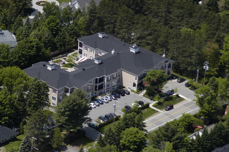 CHSLD L.-B.- Desjardins Inc. | 55 Av. Hochar, Saint-Sauveur, QC J0R 1R6, Canada | Phone: (450) 227-2241