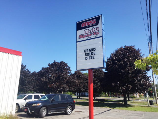 Multi-Sports Valleyfield | 79 Rue Dufferin, Salaberry-de-Valleyfield, QC J6S 1Y3, Canada | Phone: (450) 373-4854
