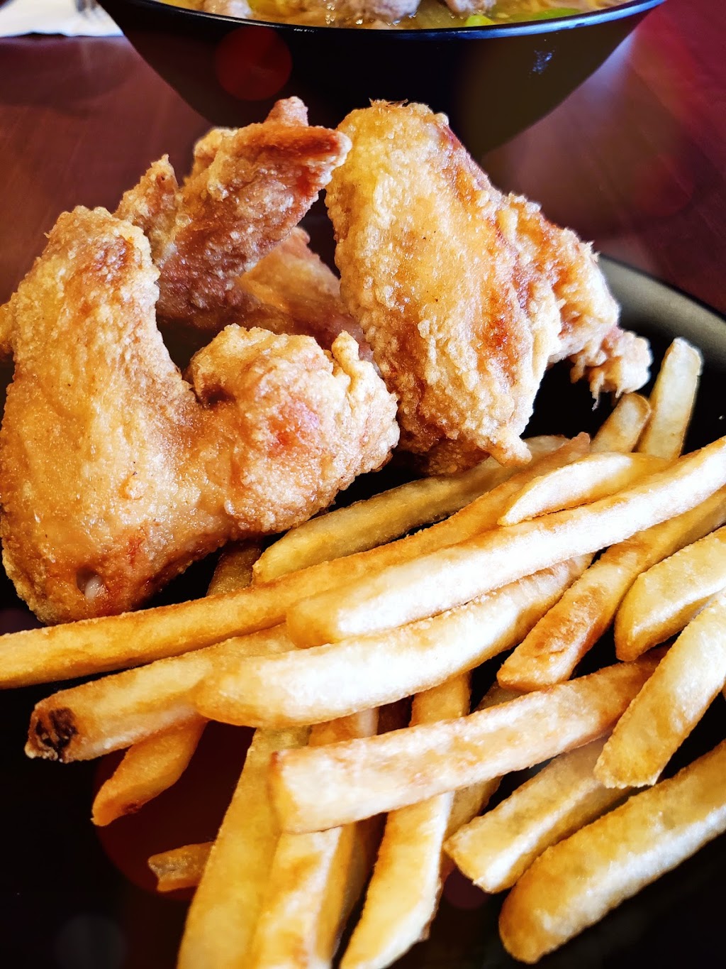 Restaurant Wingo 我的餐廳 | 8050 Boulevard Taschereau Local W, Brossard, QC J4X 1C2, Canada | Phone: (450) 466-3000