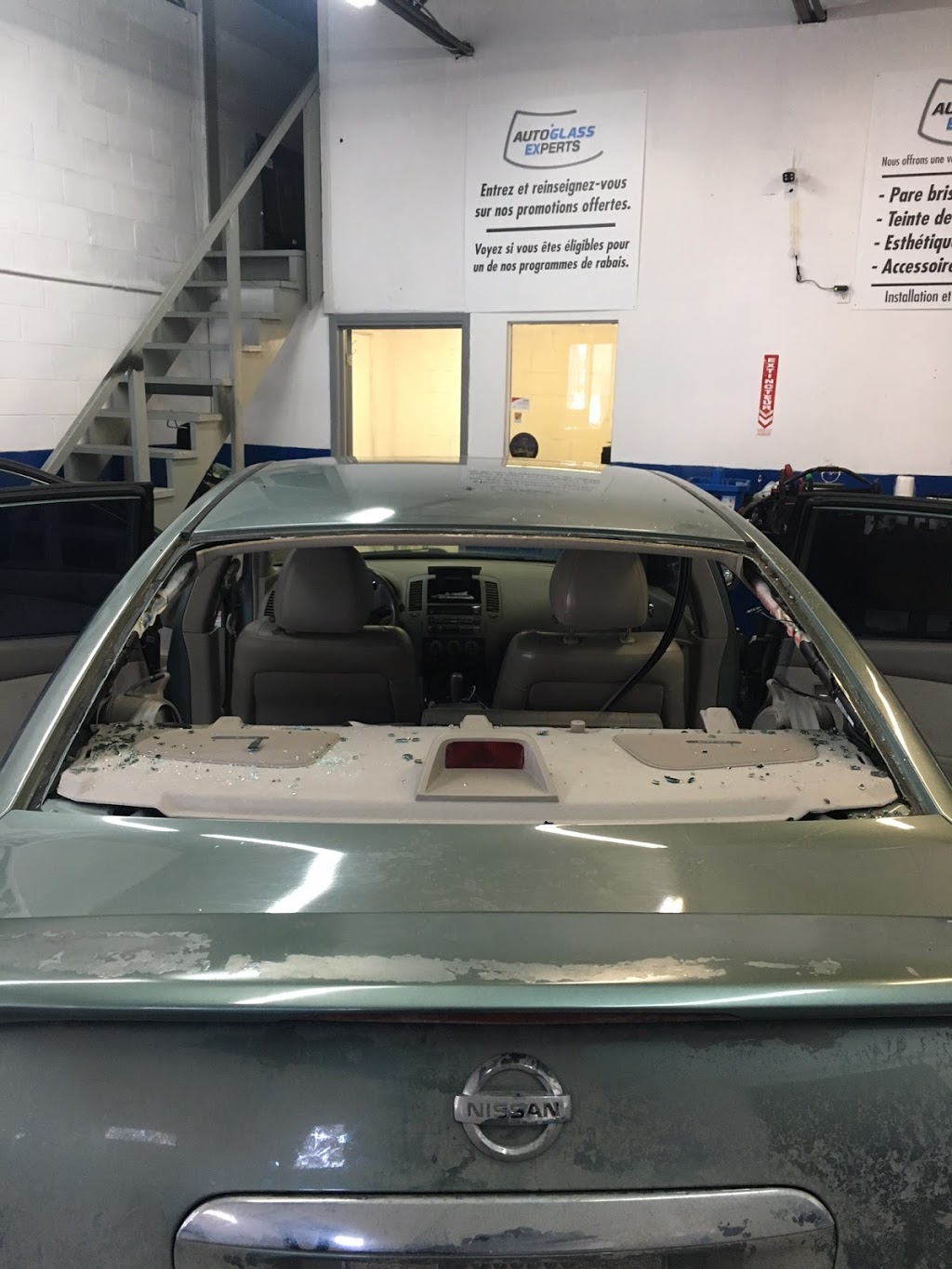 Auto Glass Experts Repair La Prairie | 605 Rue Favre, La Prairie, QC J5R 4Z6, Canada | Phone: (438) 290-8016