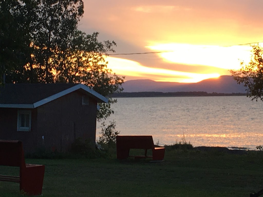 Halte-repos Moulin Vincelotte | 641 Chem. des Pionniers E, Cap-Saint-Ignace, QC G0R 1H0, Canada | Phone: (418) 241-9492