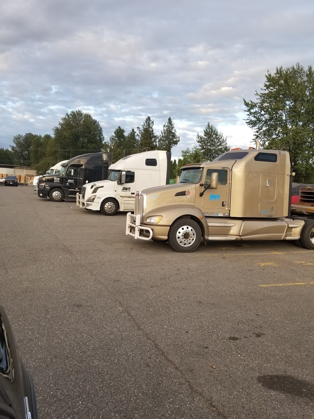 BMS TRANSPORT LTD | 2077 Lonsdale Crescent, Abbotsford, BC V2T 1C3, Canada | Phone: (604) 360-1303