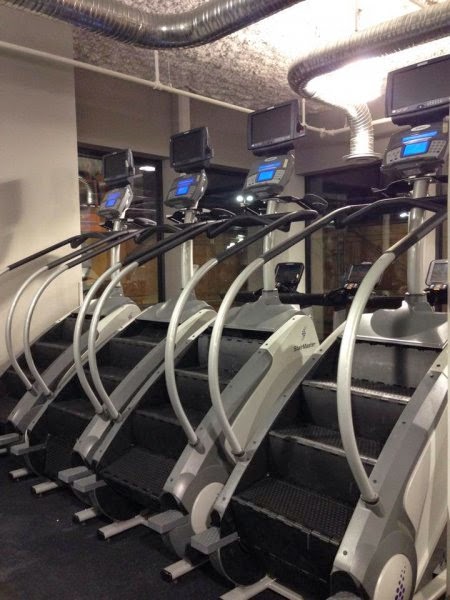 Club16 Trevor Linden Fitness Coquitlam | 2635 Barnet Hwy, Coquitlam, BC V3E 1K9, Canada | Phone: (604) 554-0216
