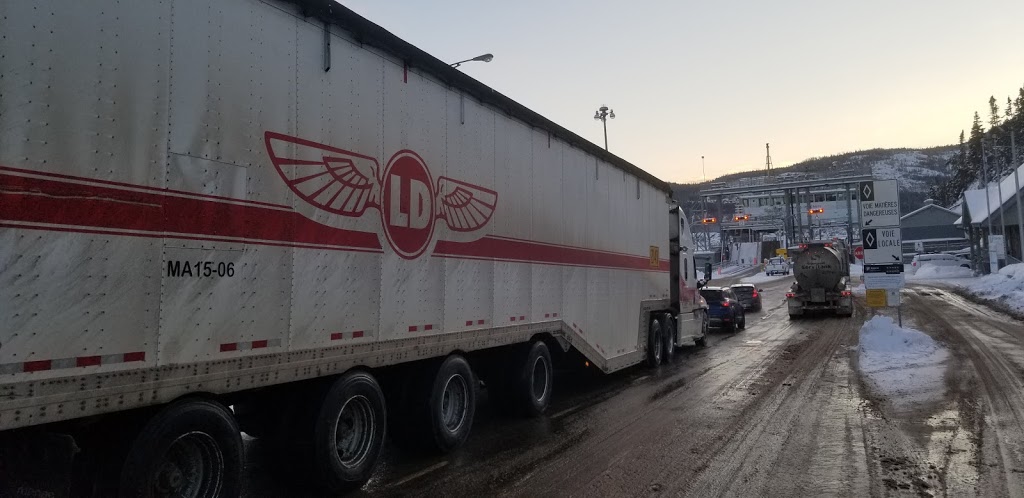 Leo Dussault Transport Ltee | 70 Rue Richard, Cap-Santé, QC G0A 1L0, Canada | Phone: (800) 408-2005