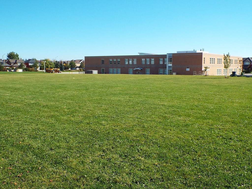 Castlebridge Public School | 2801 Castlebridge Dr, Mississauga, ON L5M 5T5, Canada | Phone: (905) 812-7906