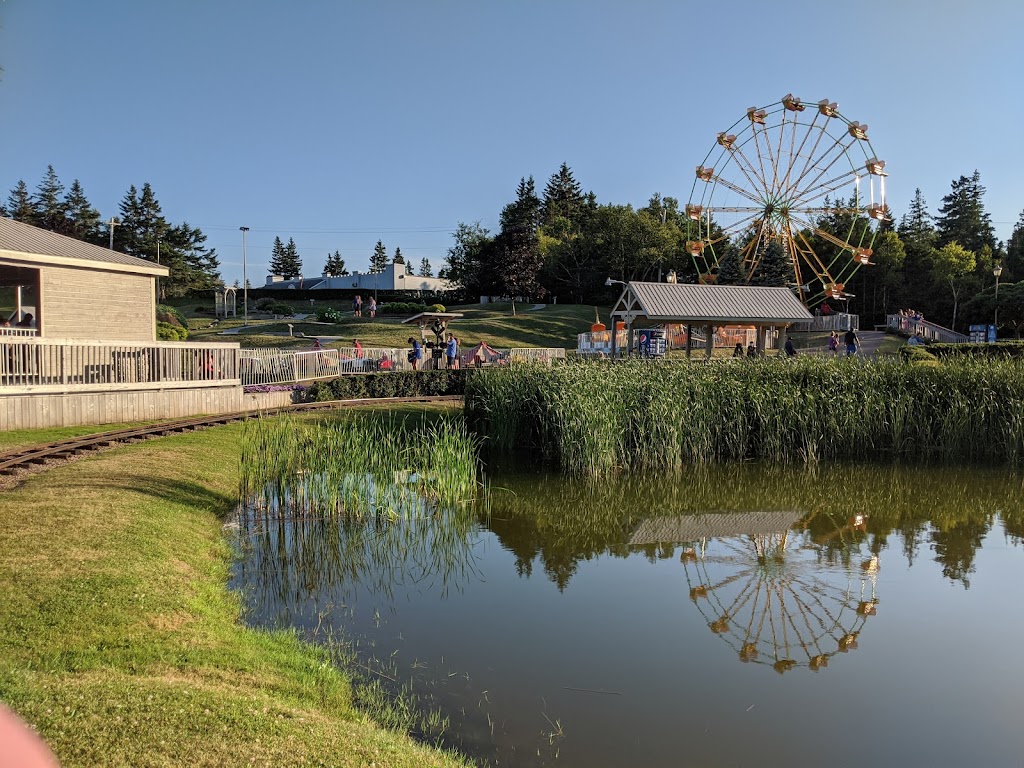 Sandspit Cavendish Beach | 8986 Cavendish Rd, Cavendish, PE C0A 1N0, Canada | Phone: (902) 963-3939