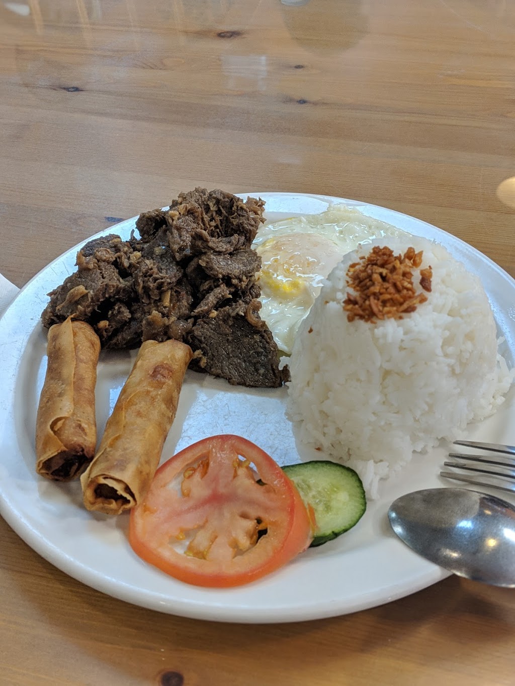 Plato Filipino | 5175 Joyce St, Vancouver, BC V5R 4G8, Canada | Phone: (604) 559-9155