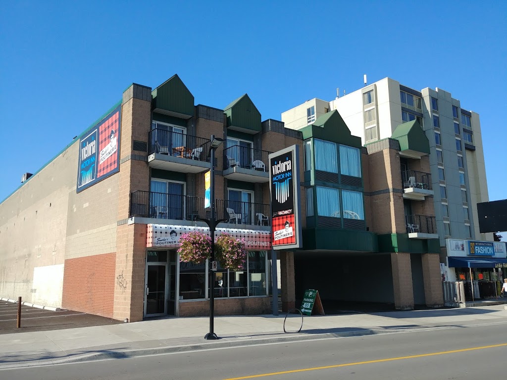 Victoria Motor Inn | 5869 Victoria Ave, Niagara Falls, ON L2G 3L6, Canada | Phone: (905) 374-6522