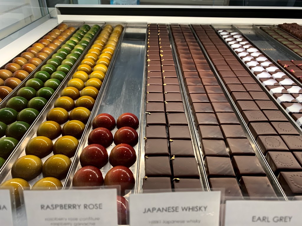 Duo Pâtisserie & Café | 230 Commerce Valley Dr E #4, Thornhill, ON L3T 7Y3, Canada | Phone: (905) 763-2232
