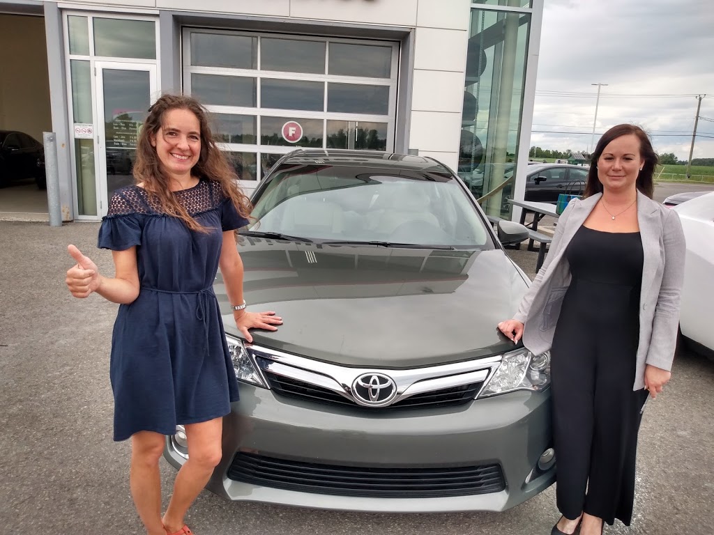 Toyota St-Jerome | 16500 Montée Guénette, Mirabel, QC J7J 2E2, Canada | Phone: (450) 438-1255