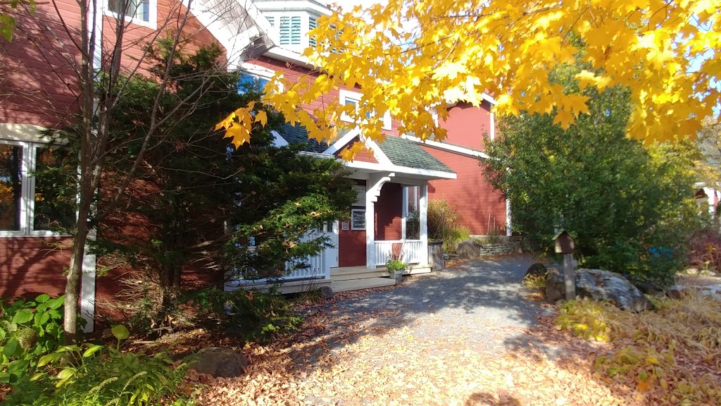 Auberge Damphousse | Saint-Paulin, QC J0K 3G0, Canada | Phone: (800) 789-5968