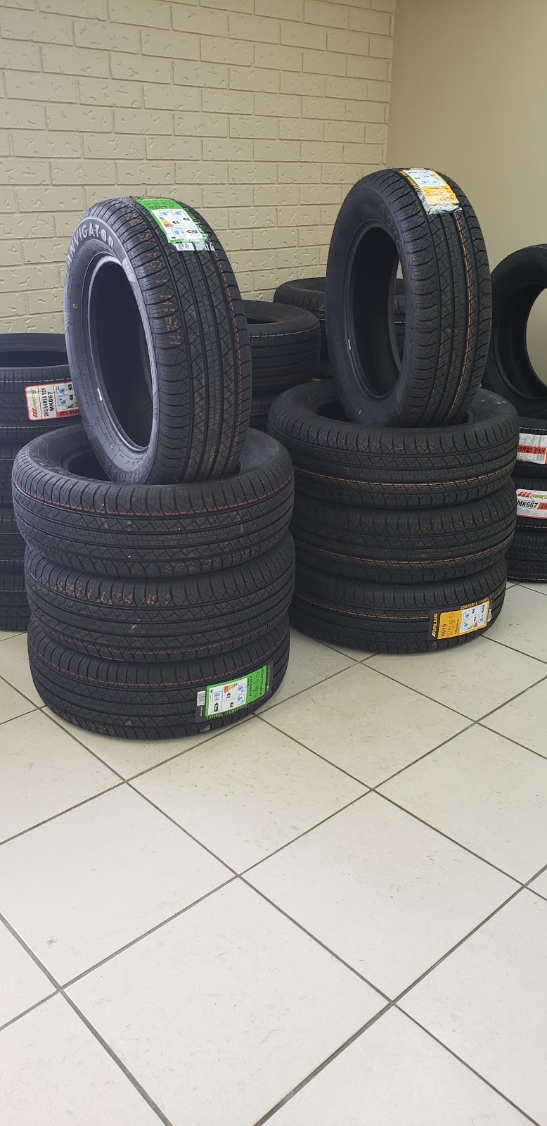 Goodway Tire & Auto Services Inc | 2121 41 Ave NE Unit 7, Calgary, AB T2E 6P2, Canada | Phone: (587) 700-1143