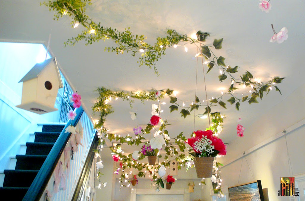 A Gift of Art | 187 King Ave E, Newcastle, ON L1B 1H4, Canada | Phone: (905) 987-2264