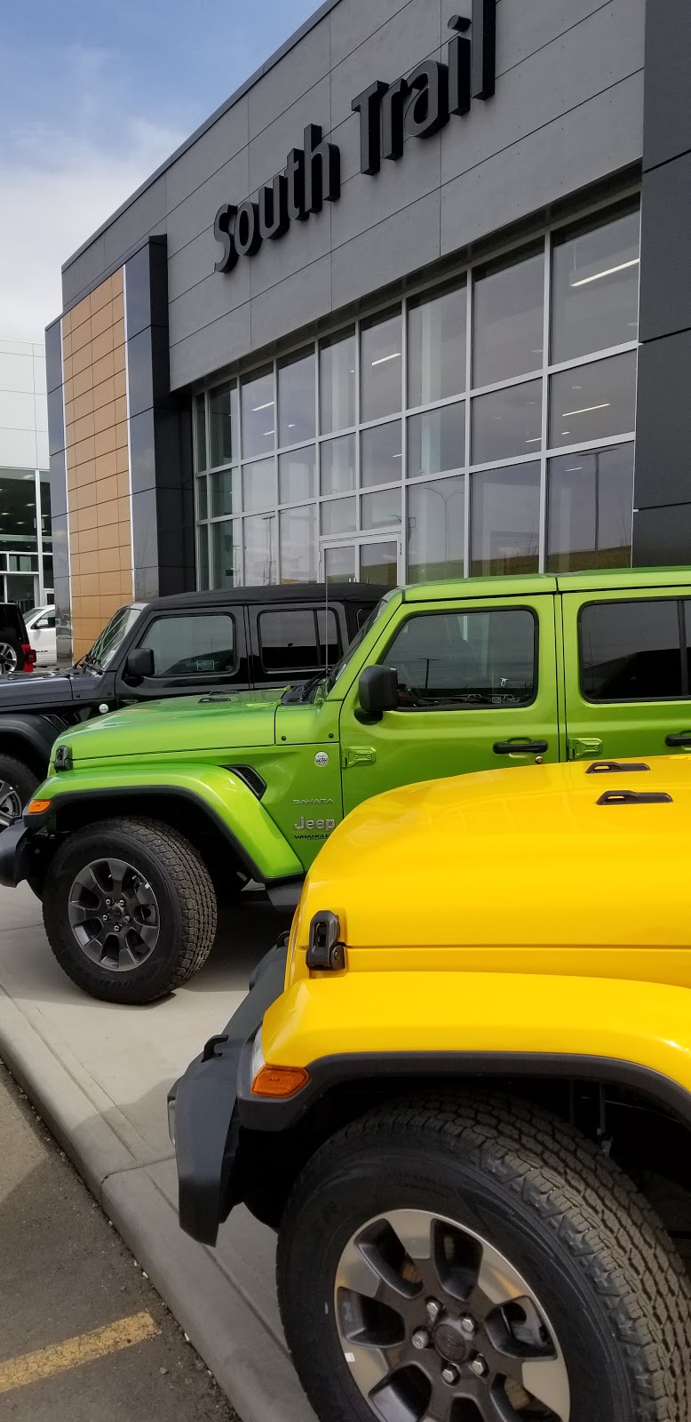 South Trail Jeep | 6103 130 Ave SE, Calgary, AB T2Z 5E1, Canada | Phone: (587) 349-7272
