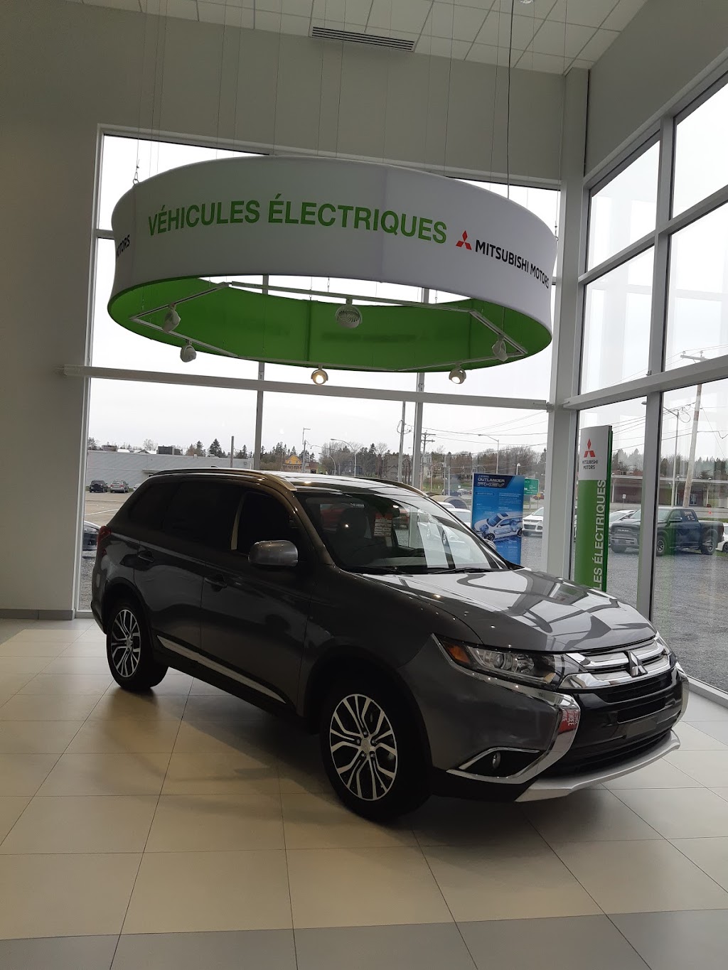 Rivière-du-Loup Mitsubishi Ventes | 16 Rue Roland-Roussel, Rivière-du-Loup, QC G5R 0L3, Canada | Phone: (418) 605-3334