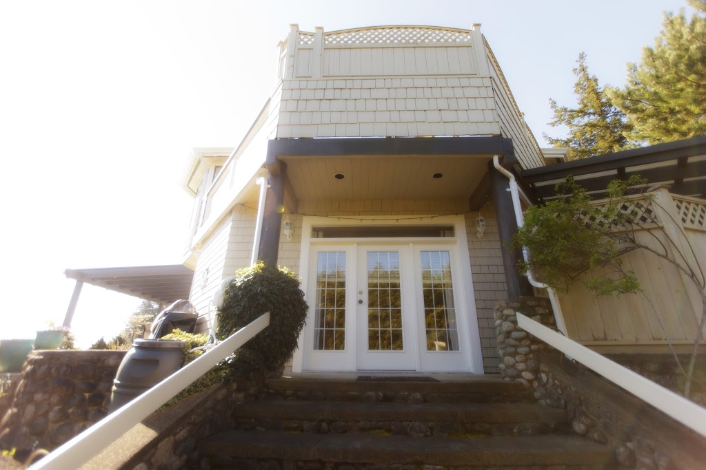 The Lodge at Weirs Beach | 5195 William Head Rd, Victoria, BC V9C 4H5, Canada | Phone: (250) 478-5000