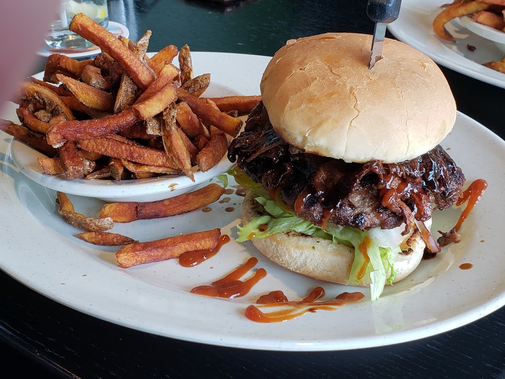 The Toad Stool Social House | 701 Grandview St N, Oshawa, ON L1K 0V4, Canada | Phone: (905) 721-1111