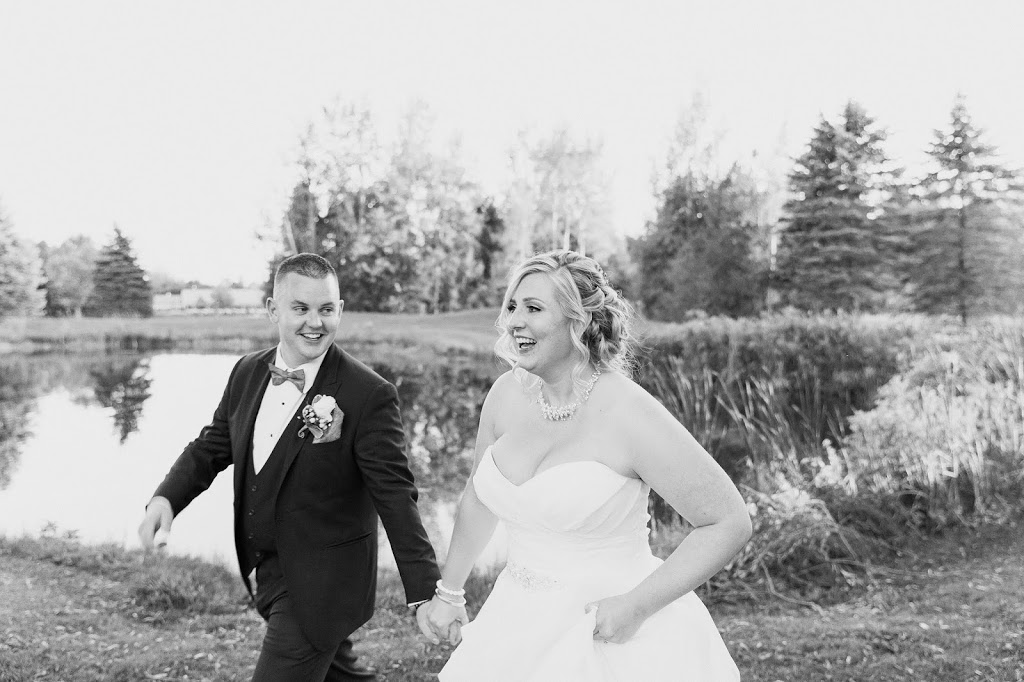Crea Photography | 5 Georgian Dr, Warminster, ON L0K 2G0, Canada | Phone: (705) 345-6664