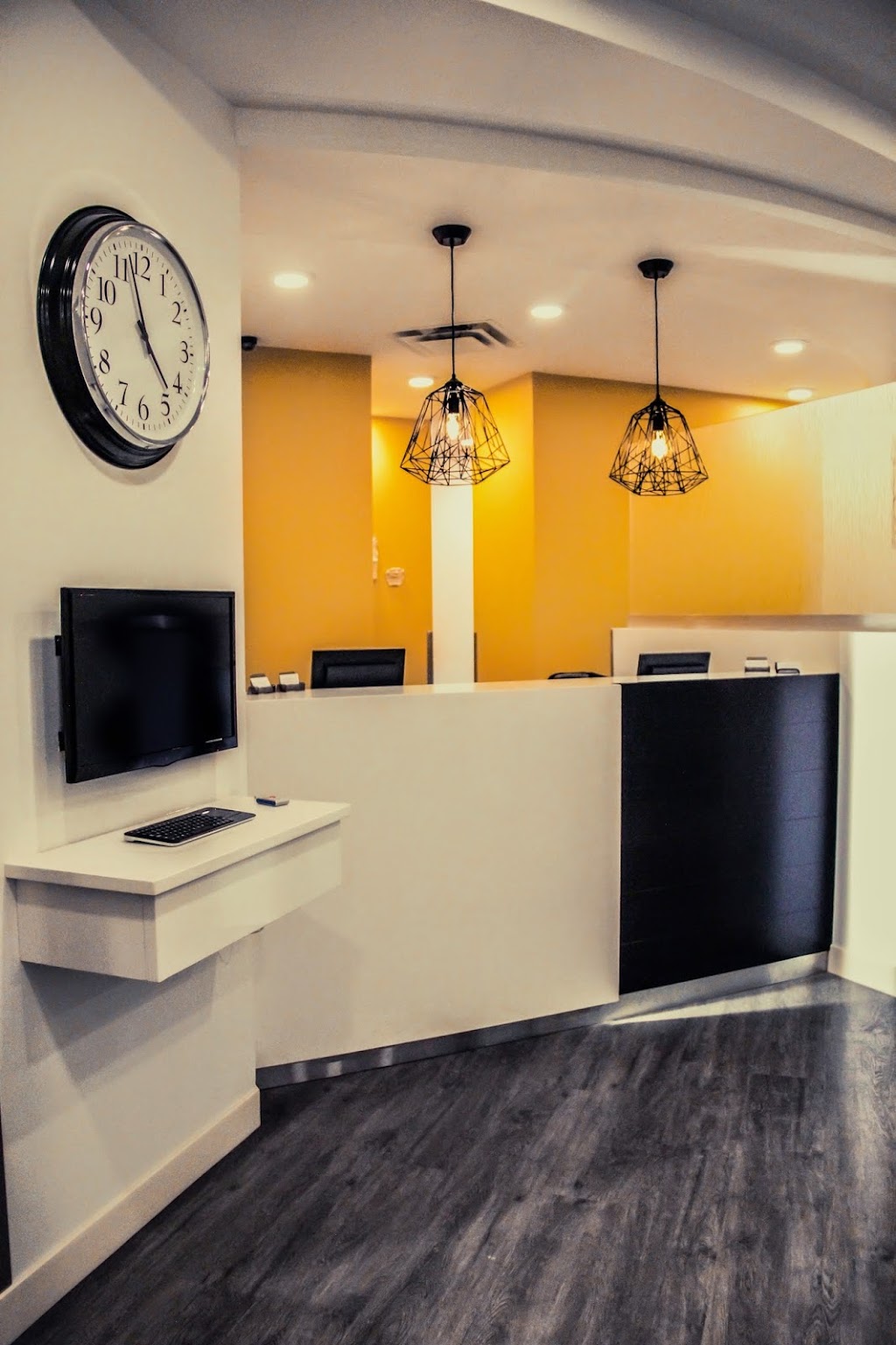 Hucal & Edwards Orthodontics | 3020 22 St #500, Red Deer, AB T4R 3J5, Canada | Phone: (403) 358-3330