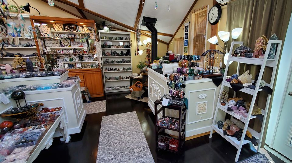Crystal Quest | 3881 Yellow Point Rd, Ladysmith, BC V9G 1E9, Canada | Phone: (250) 240-6113