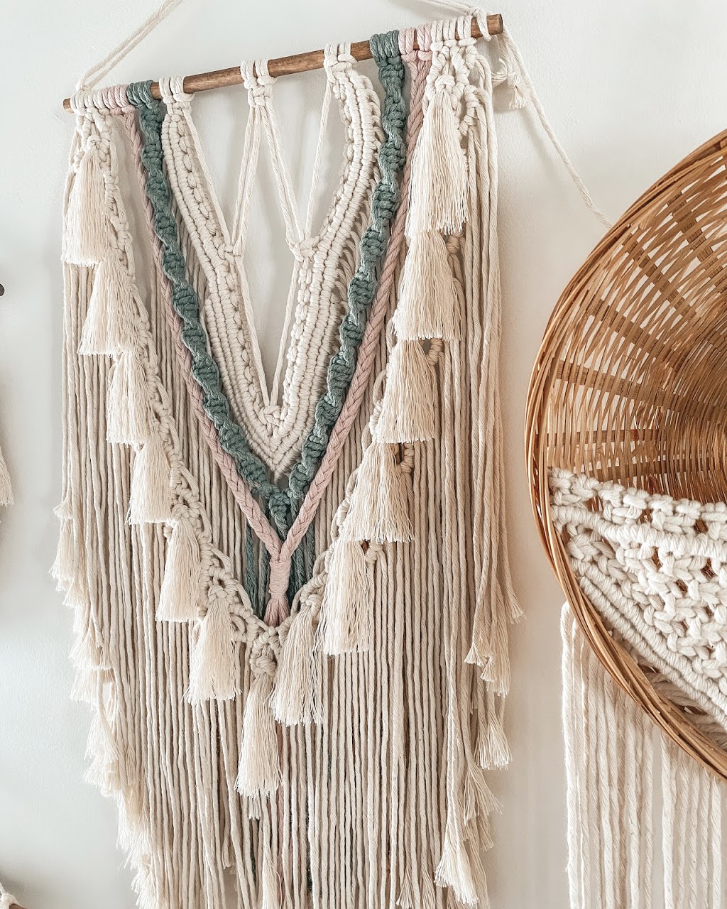 Little Blue Flamingo | 496139 10 Line, Tavistock, ON N0B 2R0, Canada | Phone: (226) 228-4644