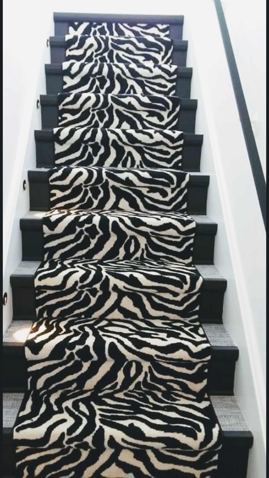 ProCarpet | 1178 Kelsey Ct, Oakville, ON L6H 5E1, Canada | Phone: (905) 849-4847