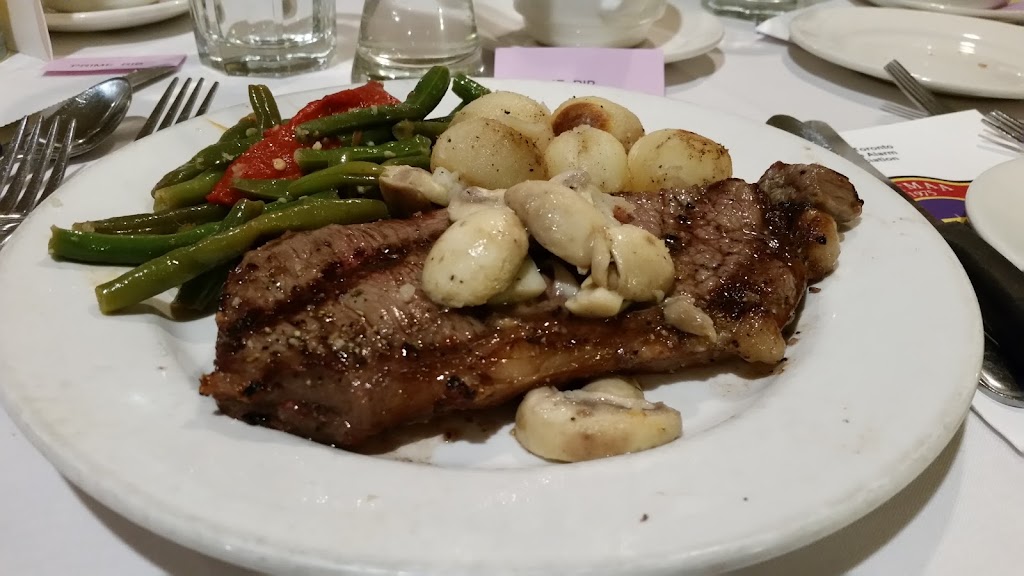 Canadiana Restaurant | 5230 Dundas St W, Etobicoke, ON M9B 1A8, Canada | Phone: (416) 239-1114