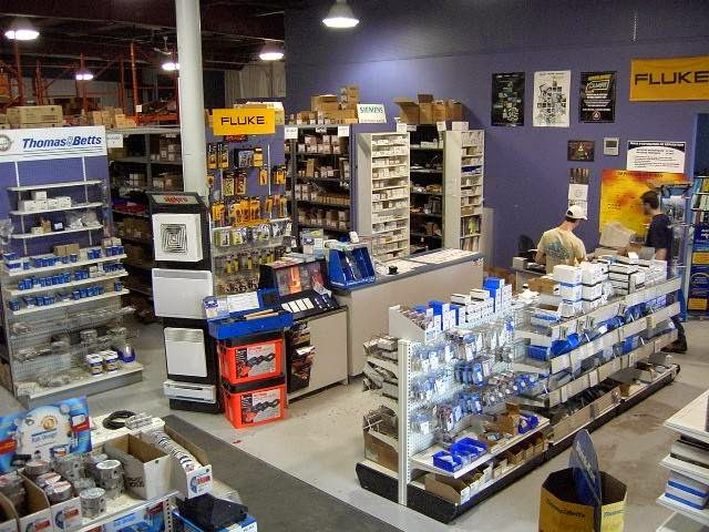 Franklin Empire - Alma | 167 Rue Claire Fontaine, Alma, QC G8B 6G9, Canada | Phone: (418) 480-1950